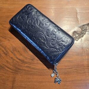 Heshe Navy Blue (Leather?) Tooled Style Zip Up Wallet Western